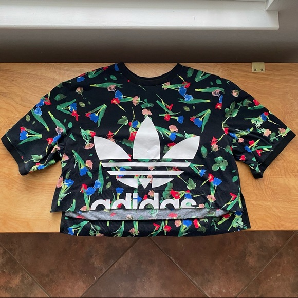 Adidas Floral Crop Top size Small - Picture 1 of 4